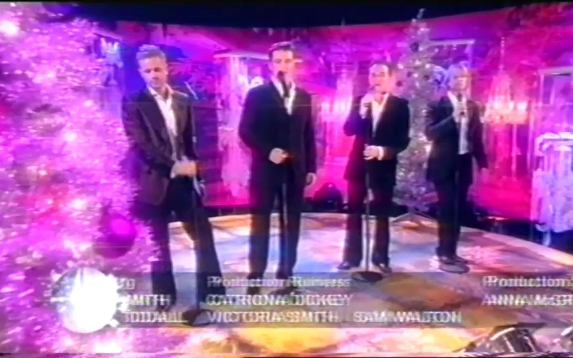 [图]【WESTLIFE】When You Tell Me That You Love Me （Live on Strictly It Takes Two 2005）