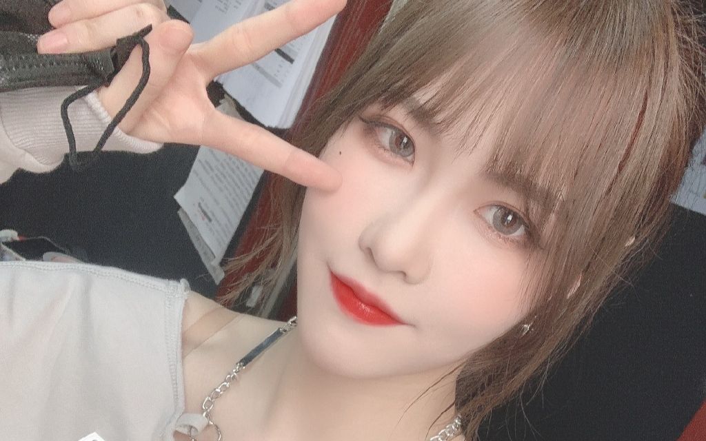 snh48 歆璐 "别再长高了,王女士"