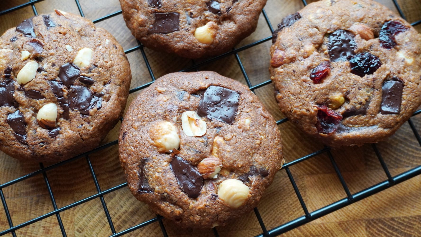 零难度:燕麦黑巧克力曲奇饼 / 香脆松化,没有动物不喜欢 / 搅一搅,拌