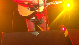 On A Slow Boat To China Luke Thompson 哔哩哔哩 つロ干杯 Bilibili