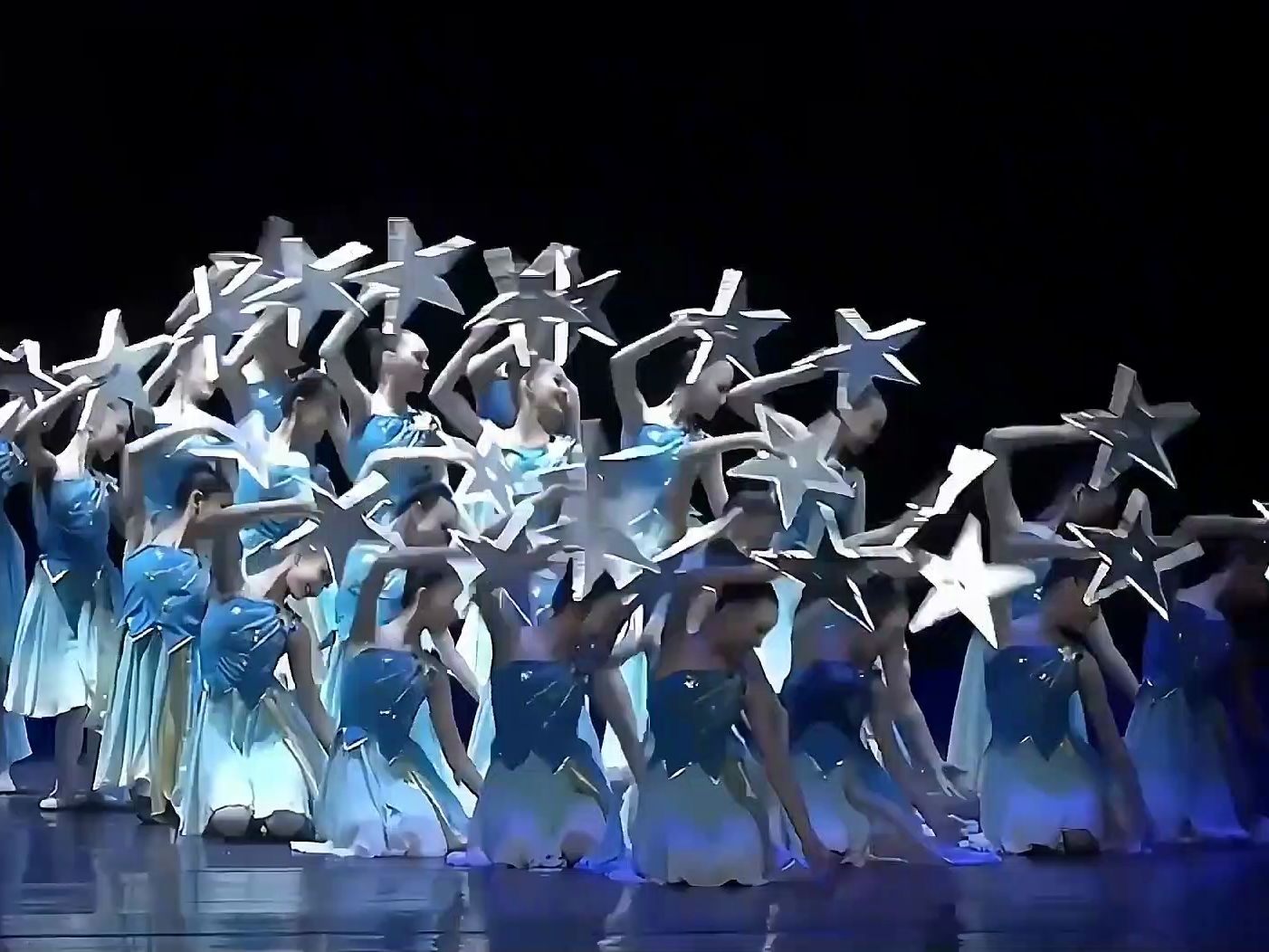 舞蹈侑完整版,青少儿特色群舞,动作简单好看#舞蹈剧目#六一舞蹈#群舞