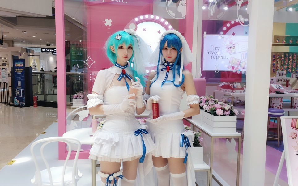 【慕容苏苏】七夕2233娘来啦 穿着花嫁是你的那个她cos22娘_哔哩哔哩