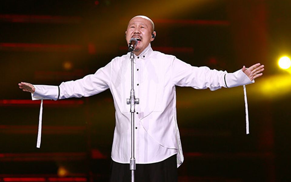 听了这么多版《可能否》 还是被腾格尔惊艳了 一开口无人可以超越