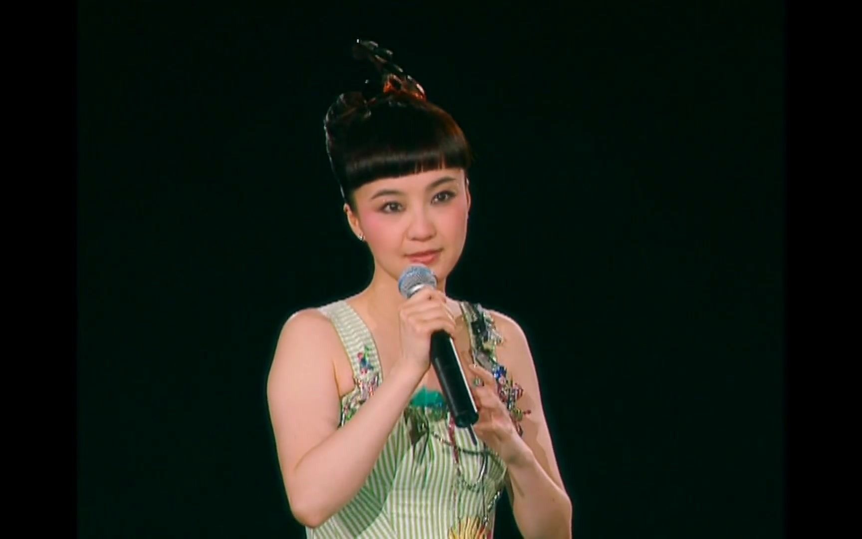 陈慧娴珍演唱会2003  陈慧娴《距离》以猫为引,真正惹公主落泪的应该