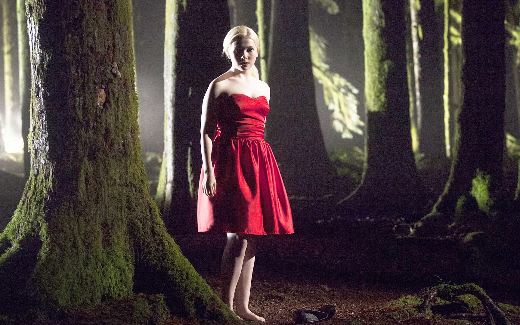 最烂美片!《最后的女孩》被没看懂的人狂喷,全靠颜值撑全片