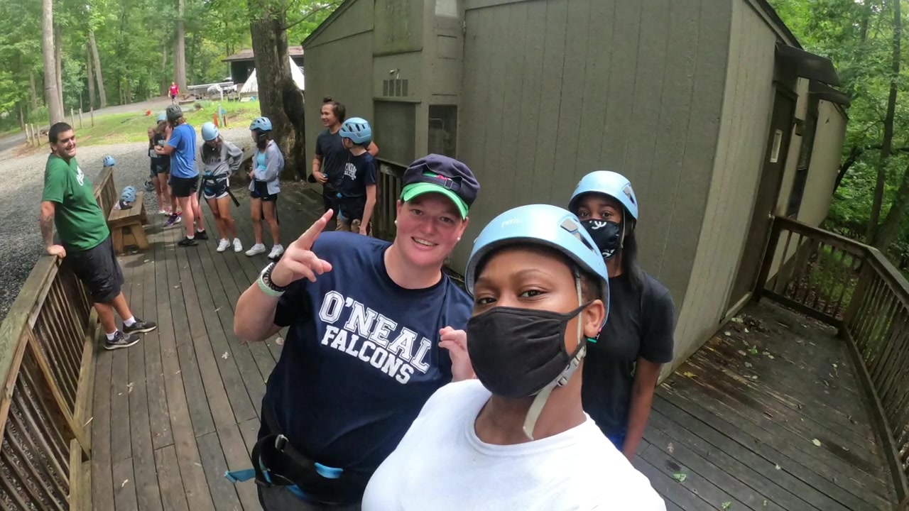 [图]Sophomore Class Trip to Camp Caraway