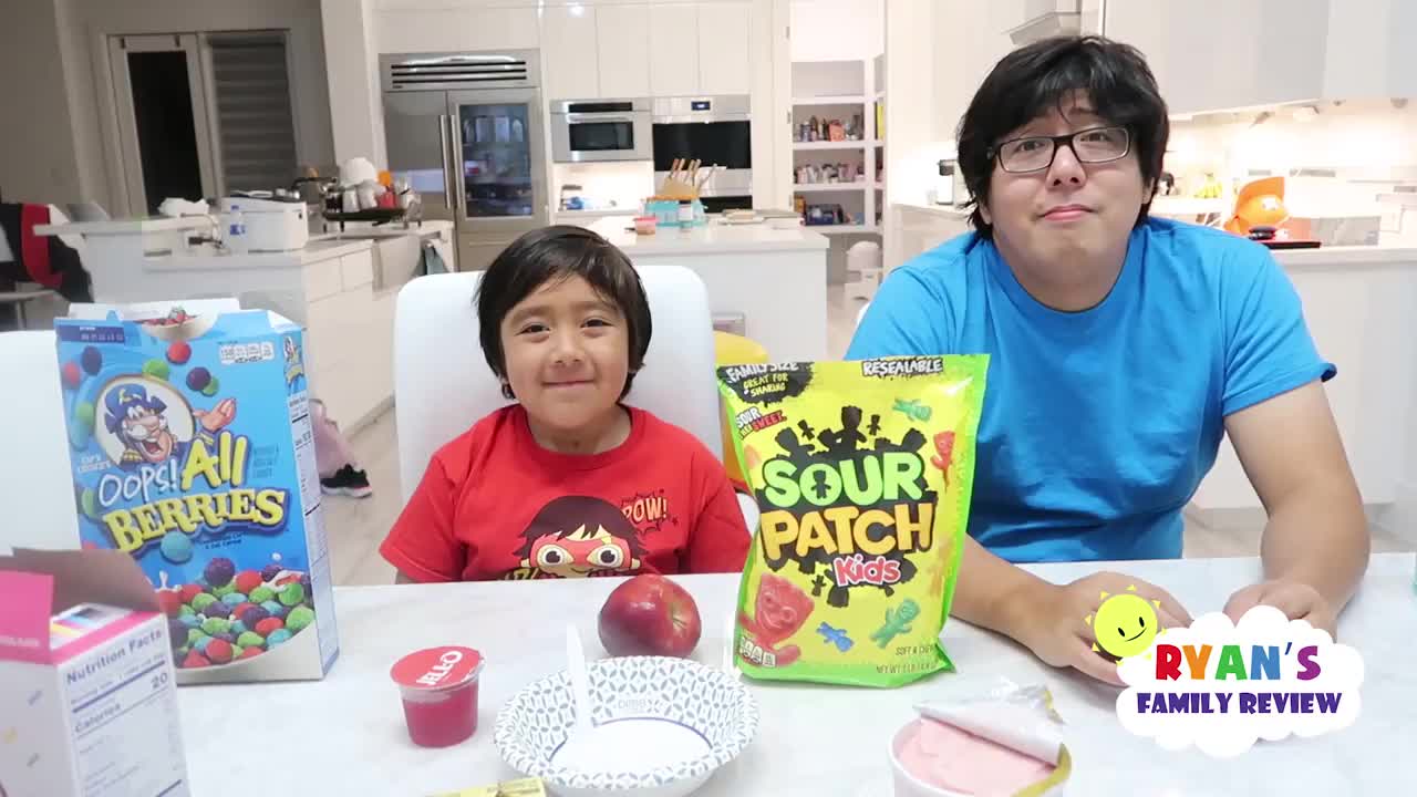 [图]Eating Only ONE Color of Food for 24 Hours! ( Rainbow Food Challenge)