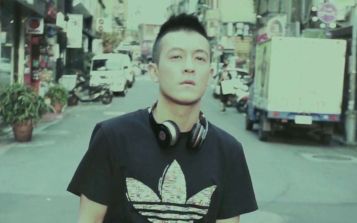 陈冠希要回归adidas?来看一下十年前他穿adidas的画面吧