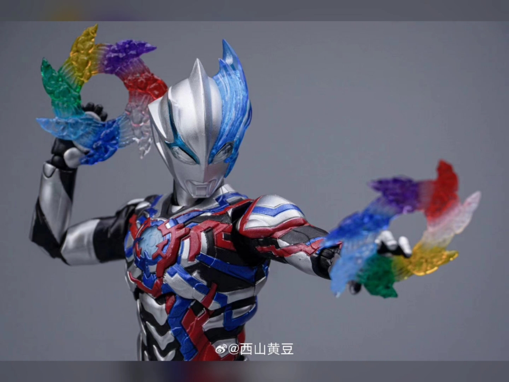 布莱泽奥特曼shf特效件 帅的一批 有兴趣入手吗
