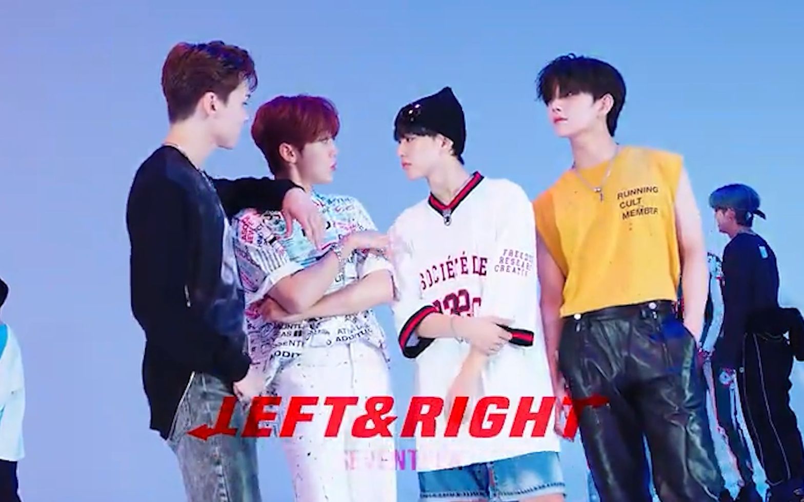 【SEVENTEEN】Left&Right一键换装舞台混剪 大家一起Left&Right吧哔哩哔哩bilibili