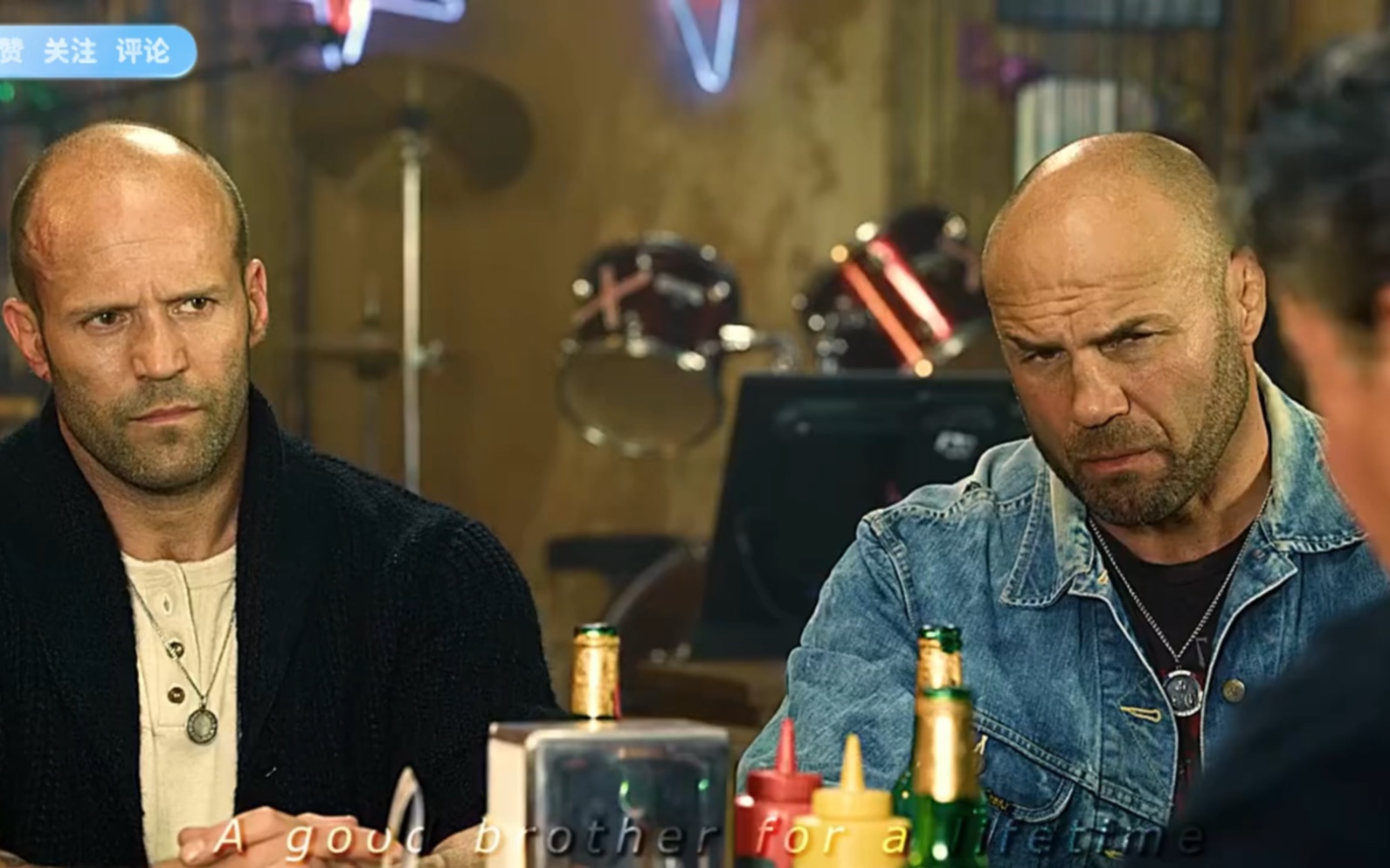 即使我们会老去 ,但兄弟一直都在 #敢死队4 #史泰龙 #杰森斯坦森