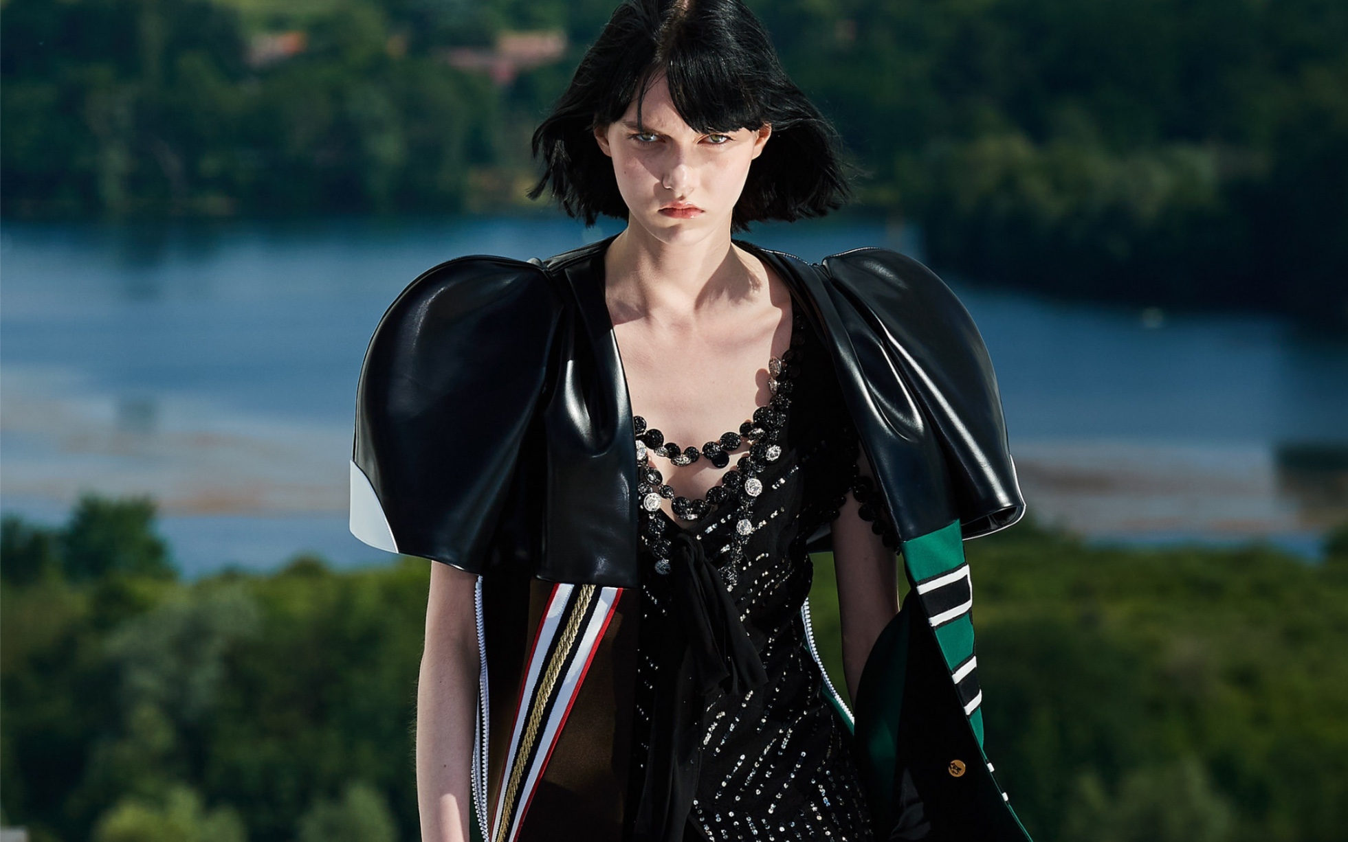 俄罗斯00后厌世脸模特 sofia steinberg 2021/2022 runway collection