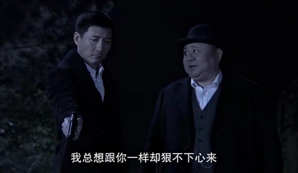 燕双鹰和杜马本剧两大顶尖战力联手对付月清帮