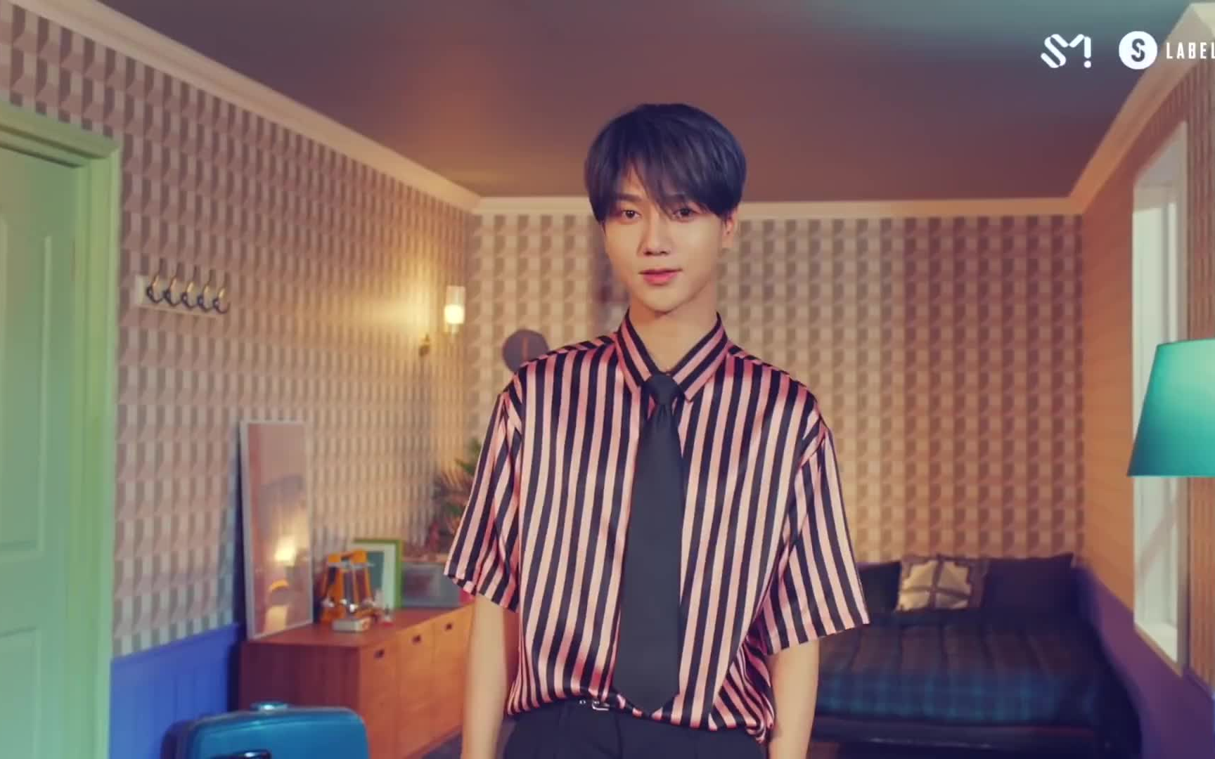 [图]YESUNG 'Beautiful Night' MV