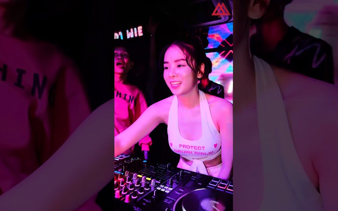 [图]Dj Mie cháy cùng fan Đồng Hới Quảng Bình tại Kyoto