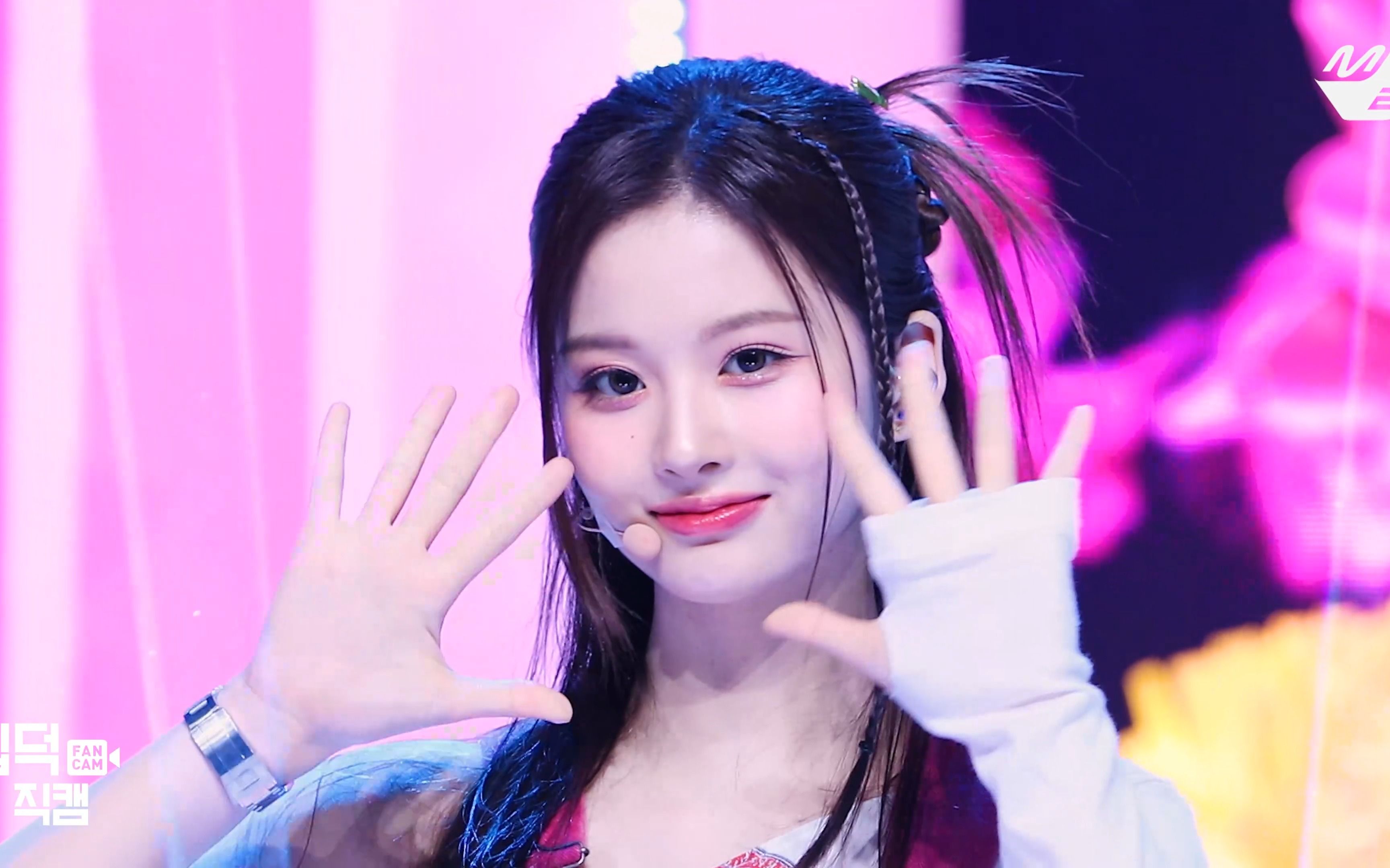 怼脸直拍【sullyoon-雪允】nmixx 230323 mcd-love