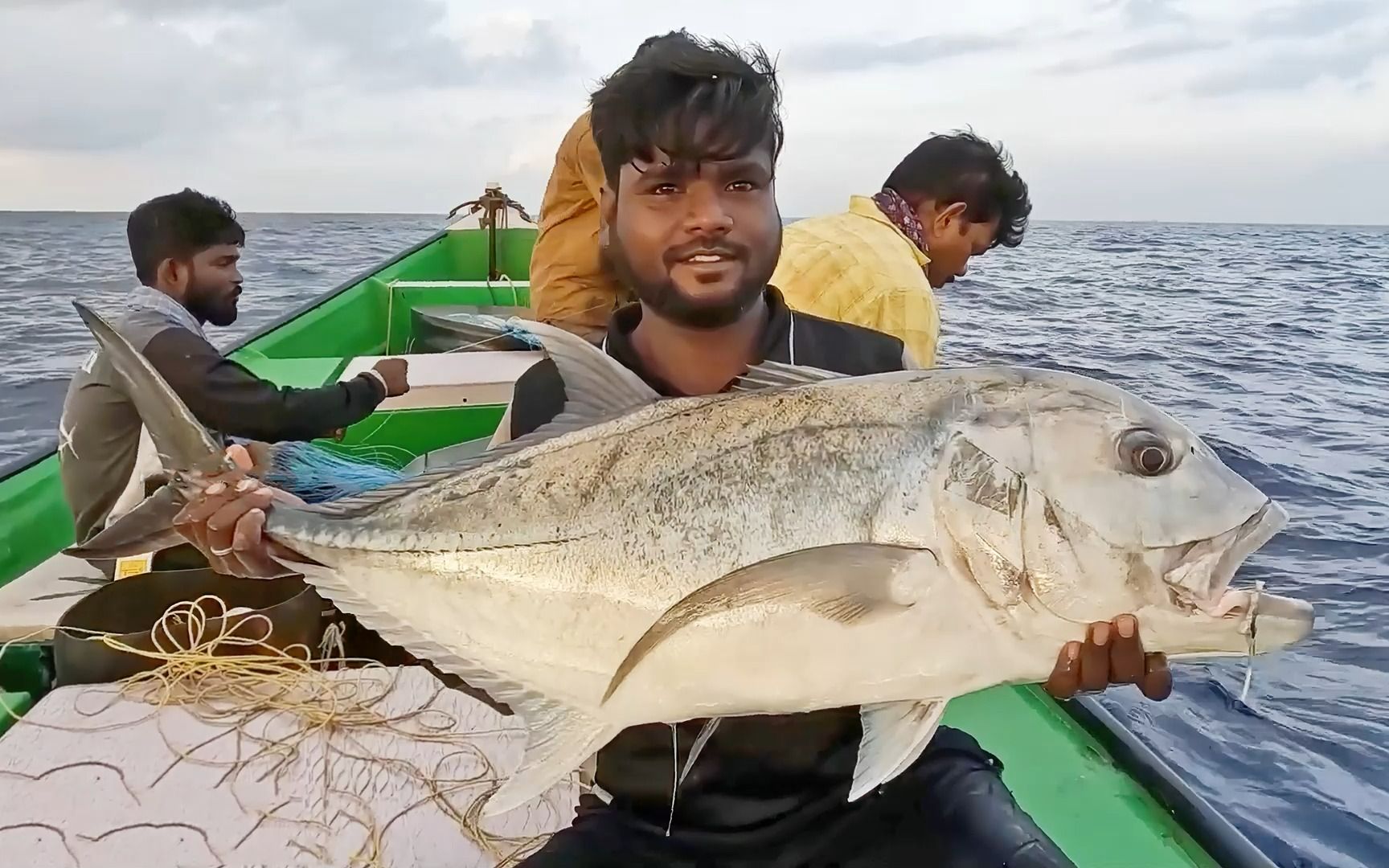 海猫鱼、海鳗鱼、笛鲷鱼等应有尽有、这样的海钓资源太好了!哔哩哔哩bilibili