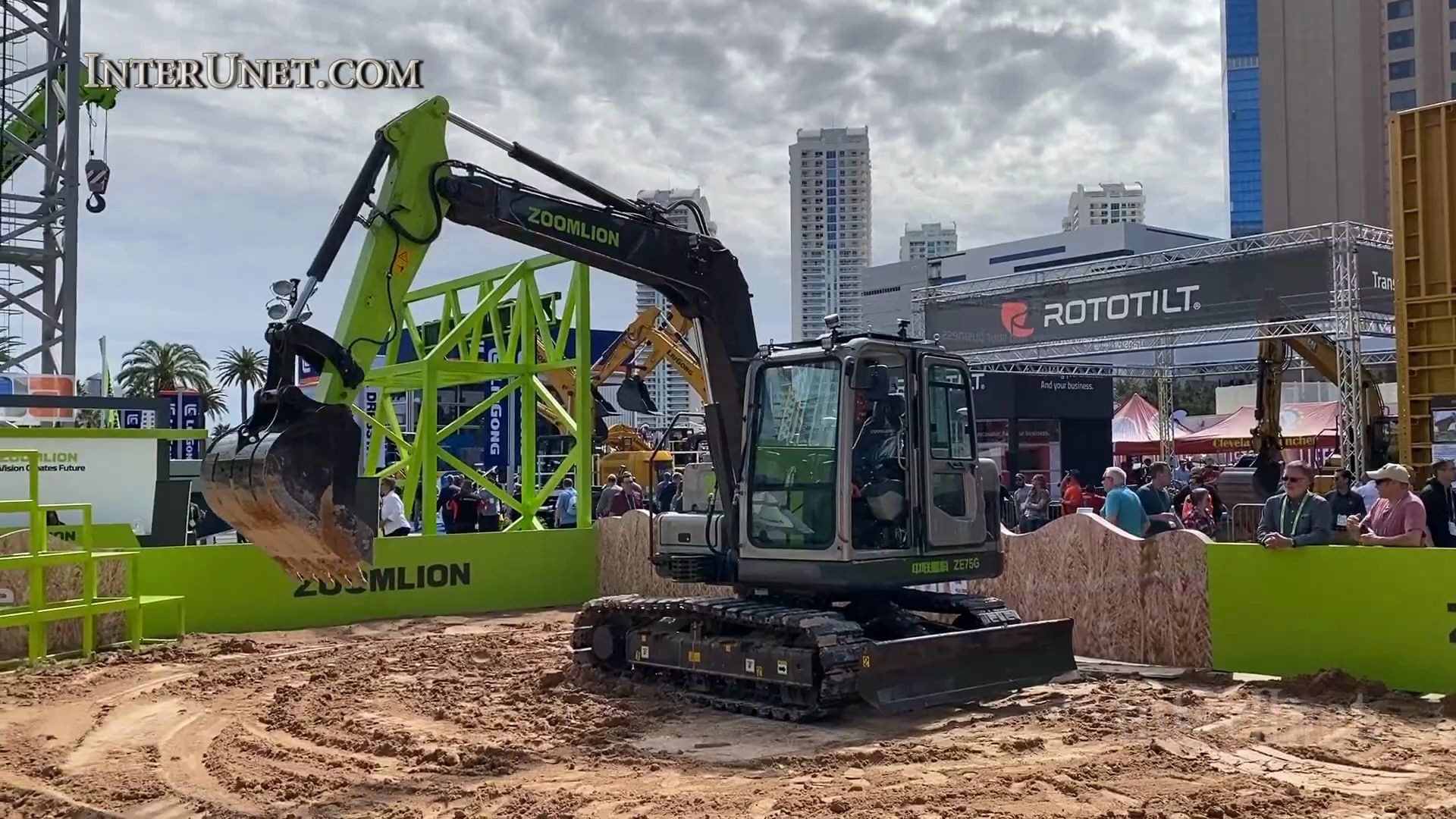 中联重科zoomlionze75g挖掘机5g物联遥控操作