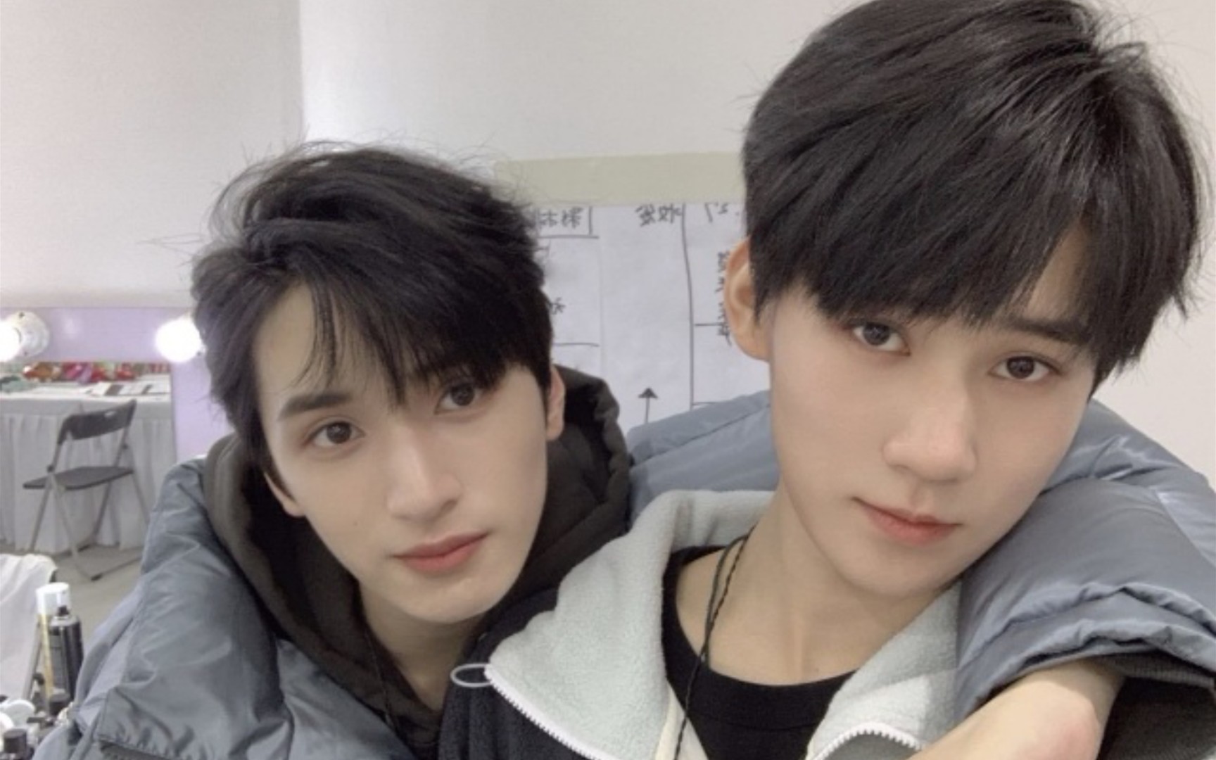 【张真源 严浩翔】封神场面 张哥翔哥这一绊绊进多少人心里呀!