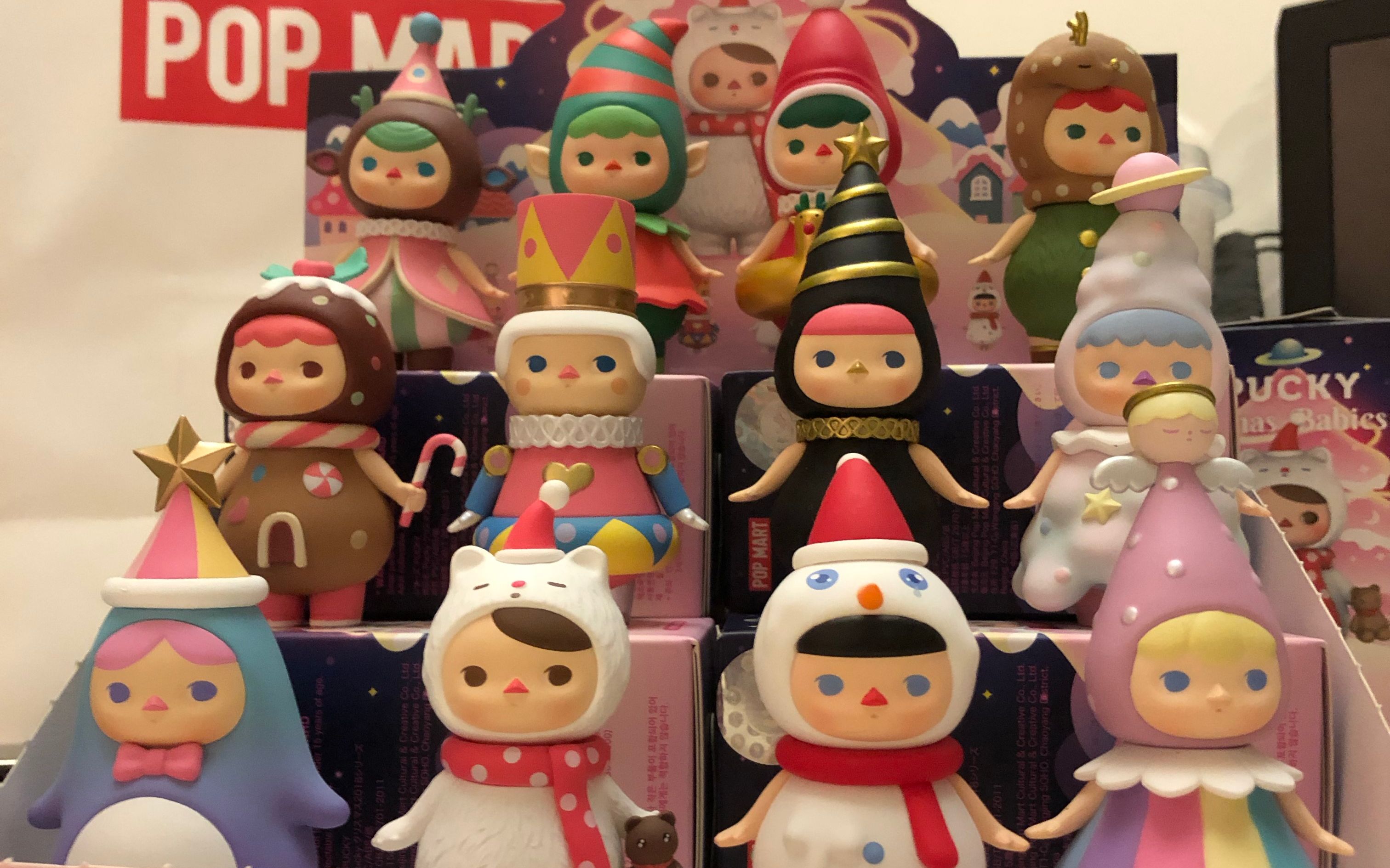 【饼饼】泡泡玛特pucky圣诞2018盲盒开箱_哔哩哔哩 (゜-゜)つロ 干杯