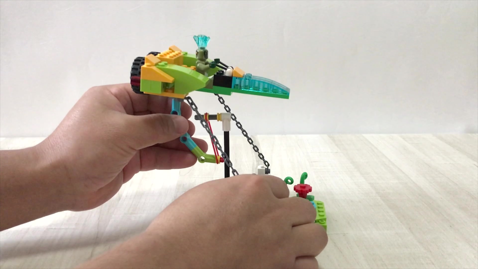 【乐高wedo2.0教程】反重力模型-自己动手实验一下,发现真相