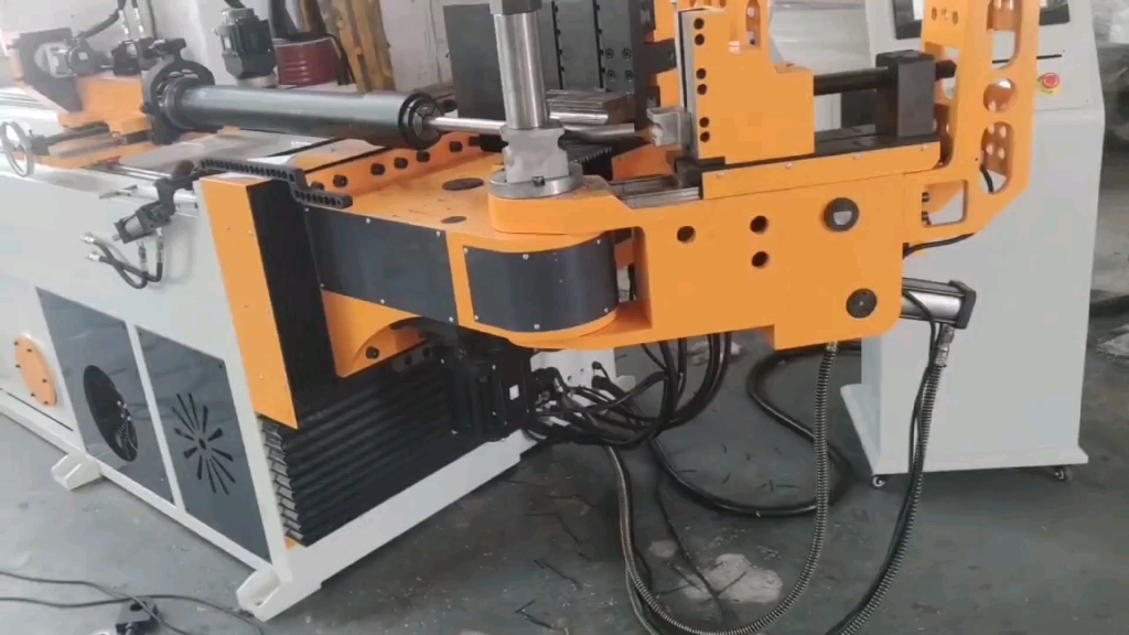 全自动弯管机,伺服送料高精度三维数控弯管机