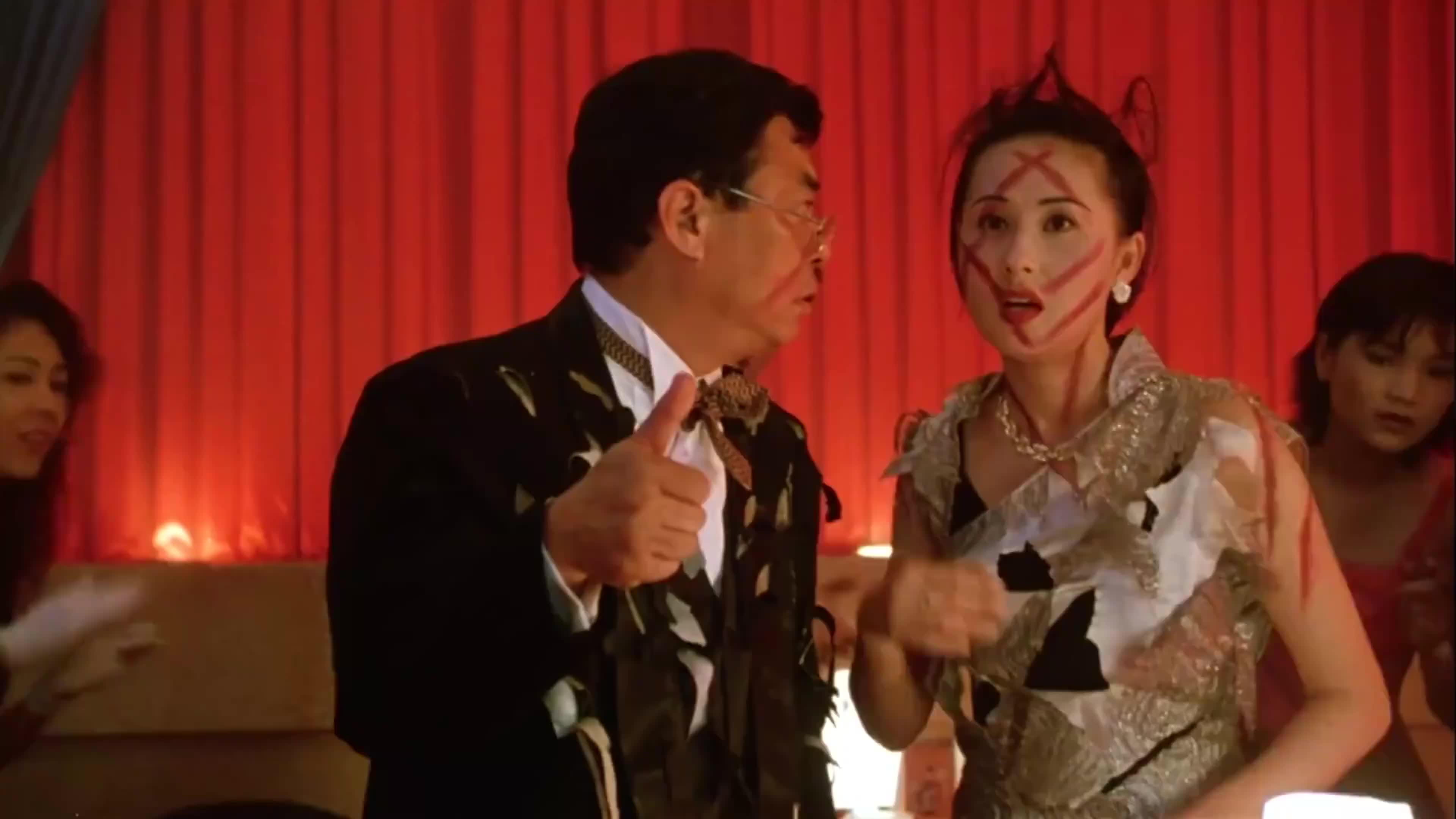 百变:周星驰变身百变星君耍杂技,这段谁都得服气!真是精彩不断