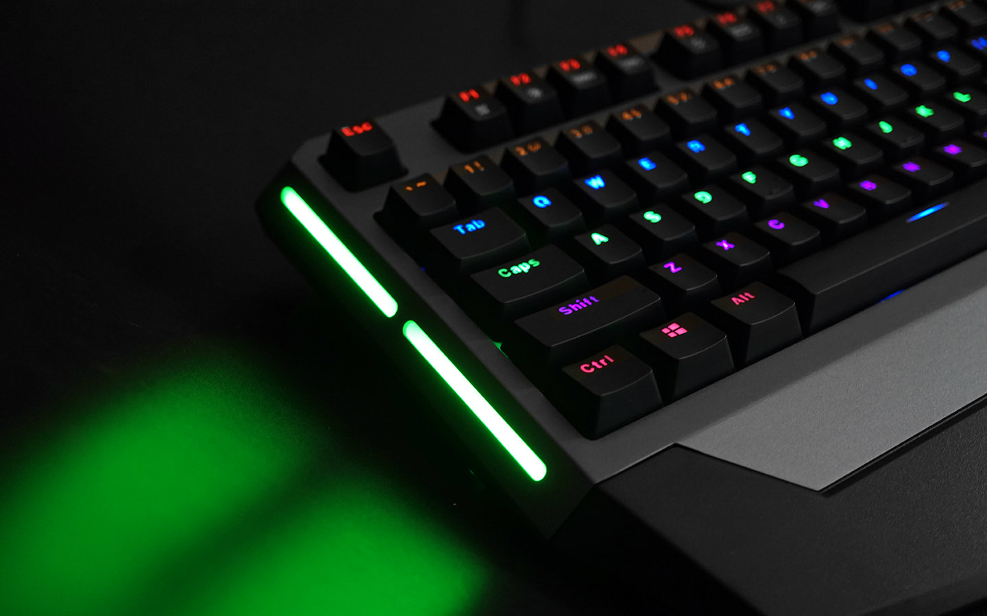 雷柏v710防水机械键盘灯光效果_哔哩哔哩 (゜-゜)つロ 干杯~-bilibili