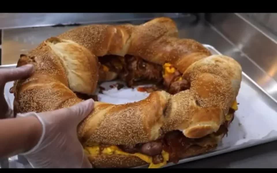 超大号贝果05bagel纽约百吉饼你能吃几个?_哔哩哔哩_bilibili