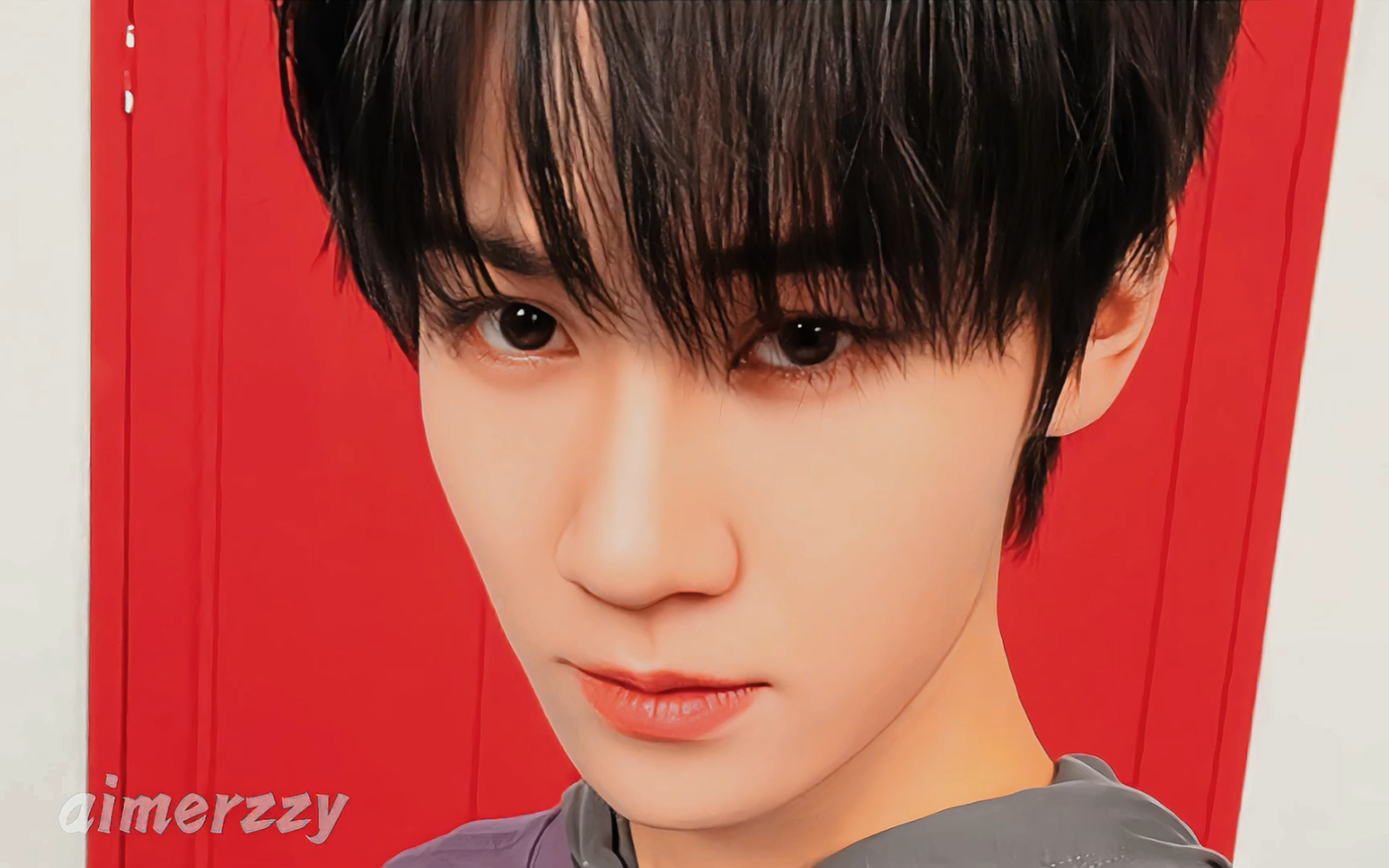 【张真源】无论正面还是侧面 小伙的颜值已然到达了顶峰