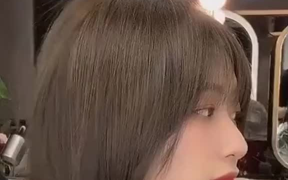 减龄修饰脸型又方便打理初恋头 配色灰茶色超级耐看发型卖家不如买家秀减龄发型 哔哩哔哩 つロ干杯 Bilibili