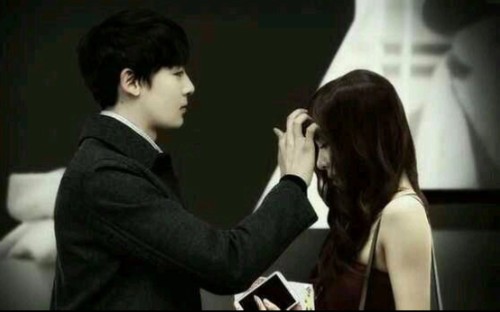 khunfany来嗑过期糖nh高颜值真情侣尼坤tiffany