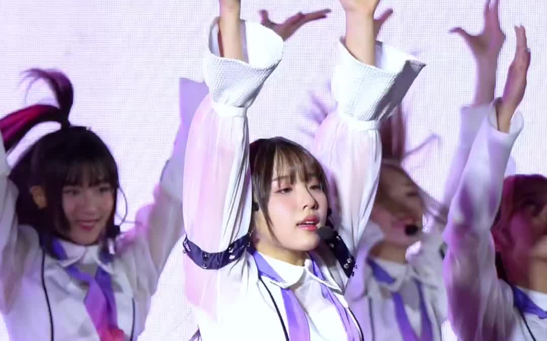 [fancam] kaningcgm48 - kiss me! - bnk48 16th kiss me! first