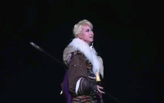 [图]星組台湾公演『Thunderbolt Fantasy 東離劍遊紀』『Killer Rouge／星秀☆煌紅』初日舞台映像