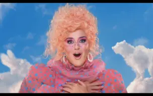 Descargar video: 【Katy Perry】新单Smile官方MV首播！