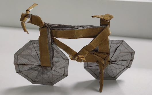 【折纸分享】手工自行车比较难的折法演示