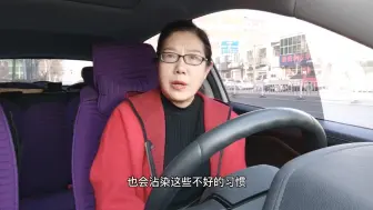 Download Video: 街头暴打老婆，亲情爱情碎了一地，住手吧