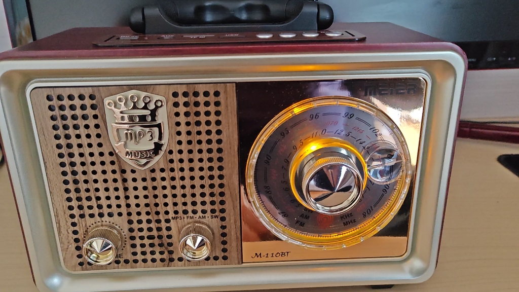 复古收音机