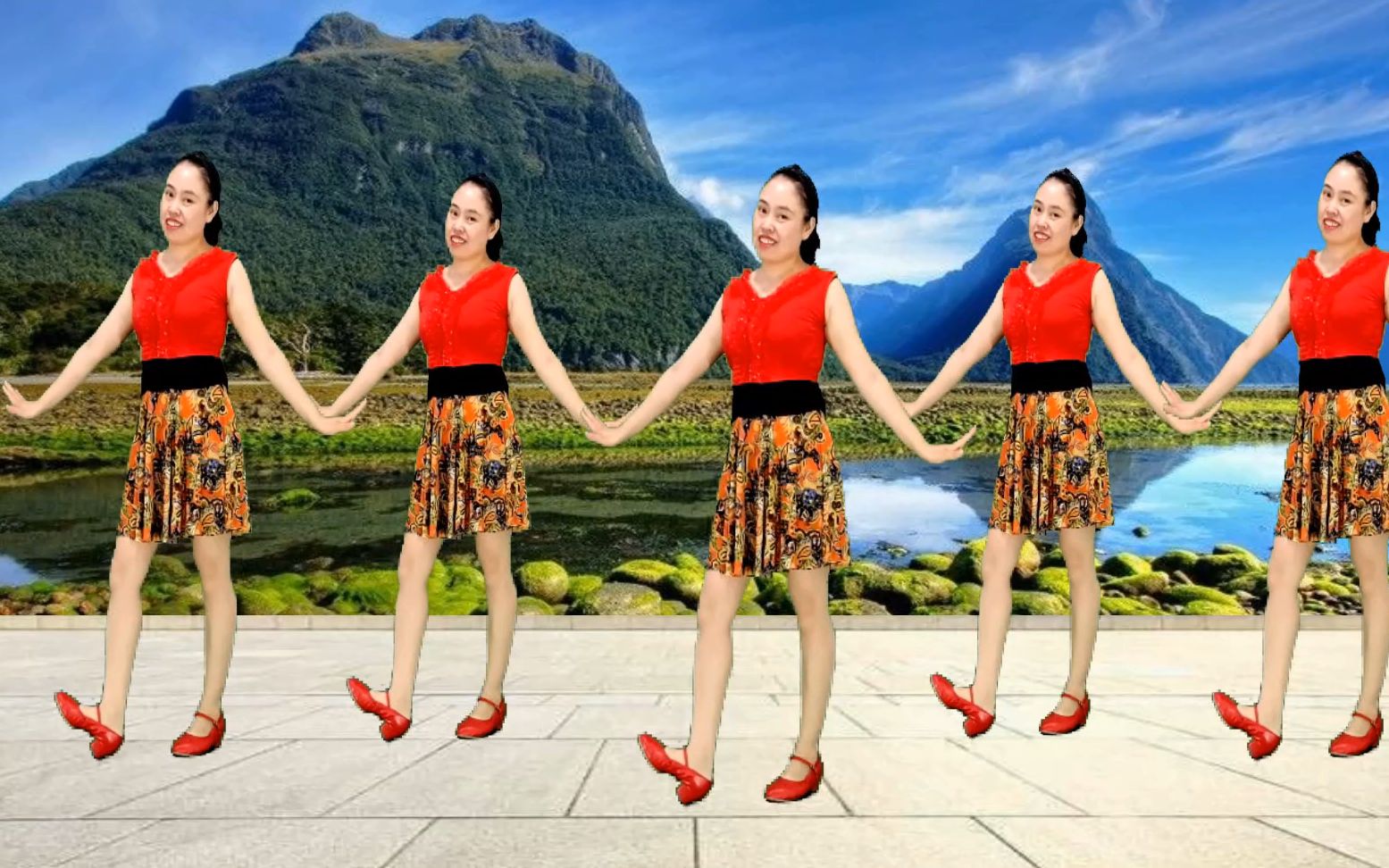 民歌广场舞《黑山姑娘唱山歌》经典老歌,歌声嘹亮,舞步轻盈简单