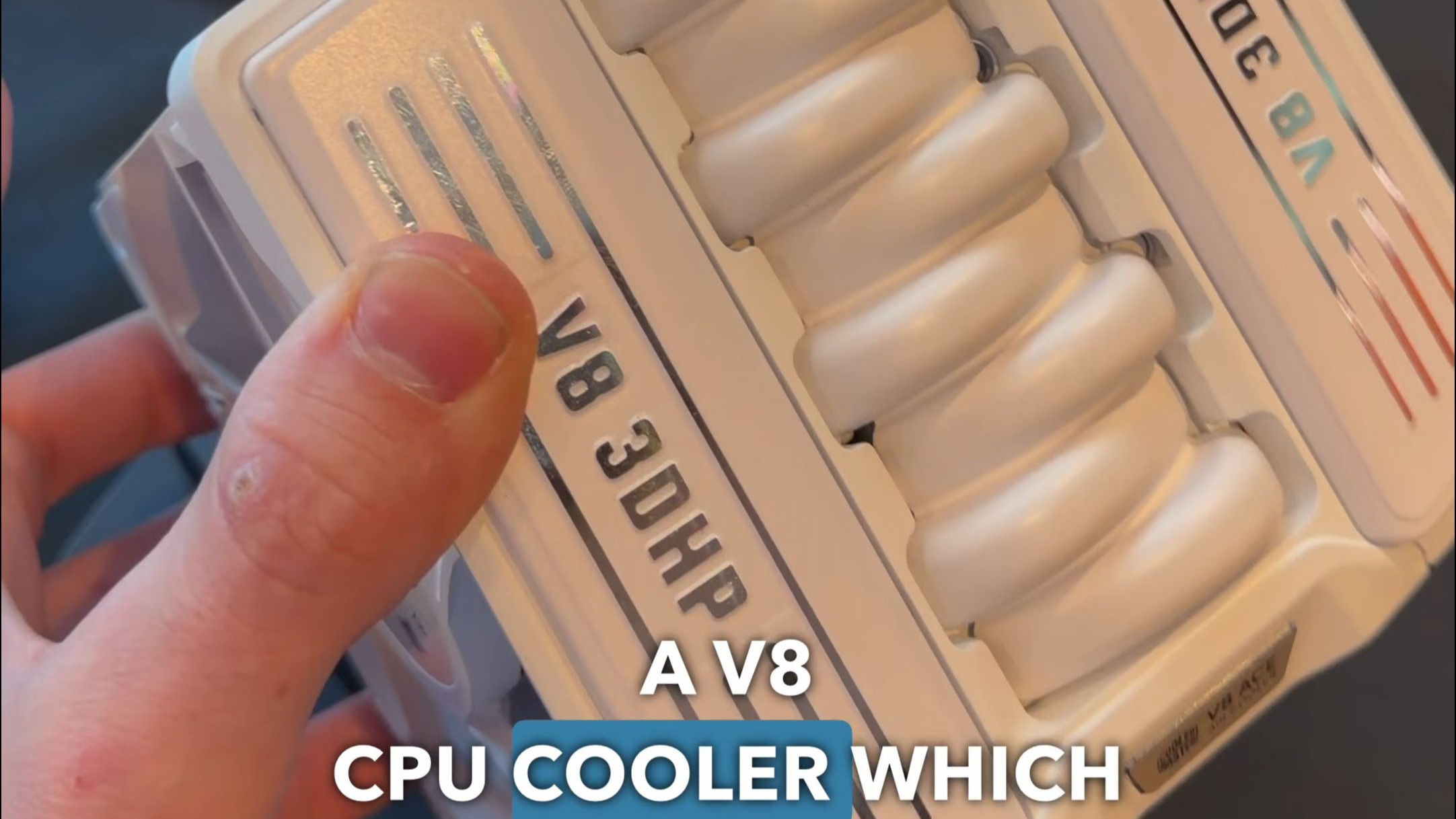 硬核散热新选择!V8 CPU 散热器,游戏 / 渲染主机降温神器