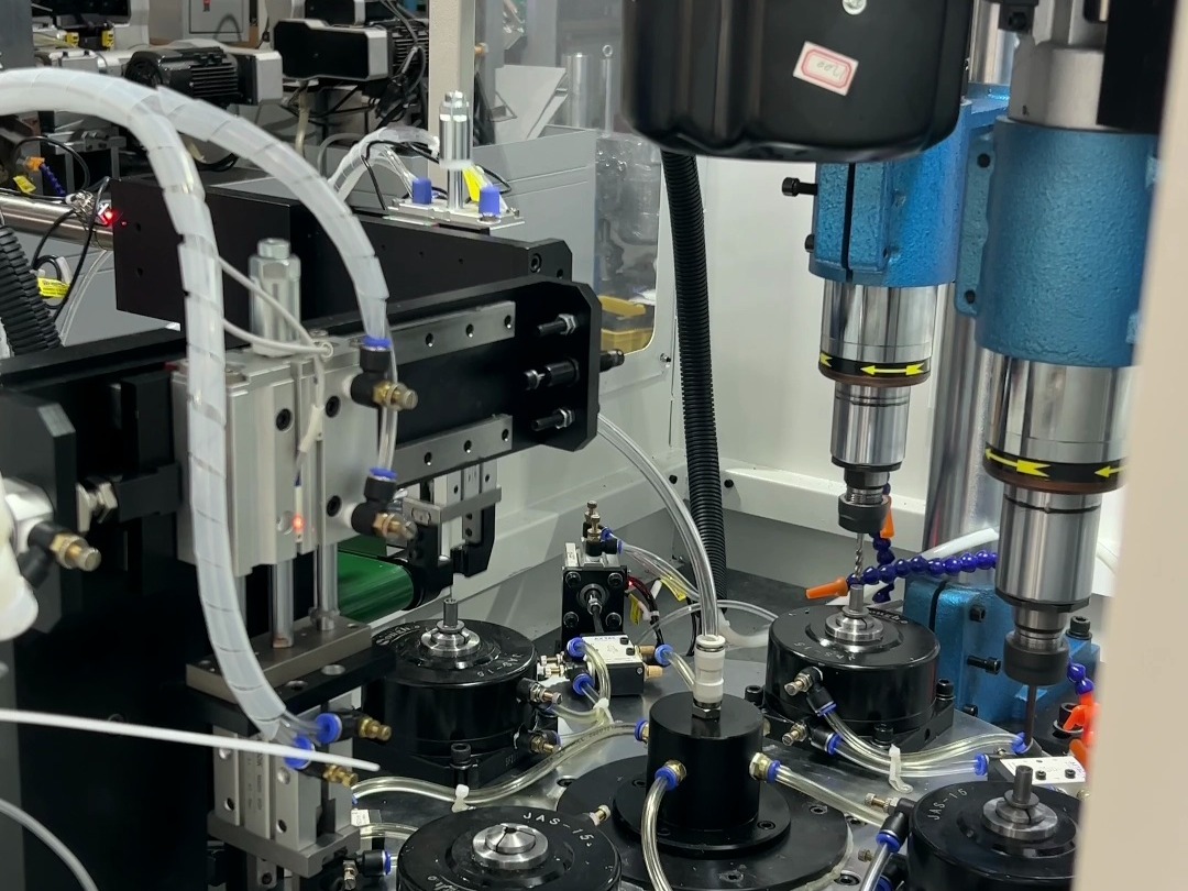 瑞德鑫转盘式多工位圆盘全自动送料钻孔攻丝机