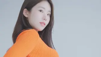 Seoyoon小姐姐的橙色毛衣活力穿搭