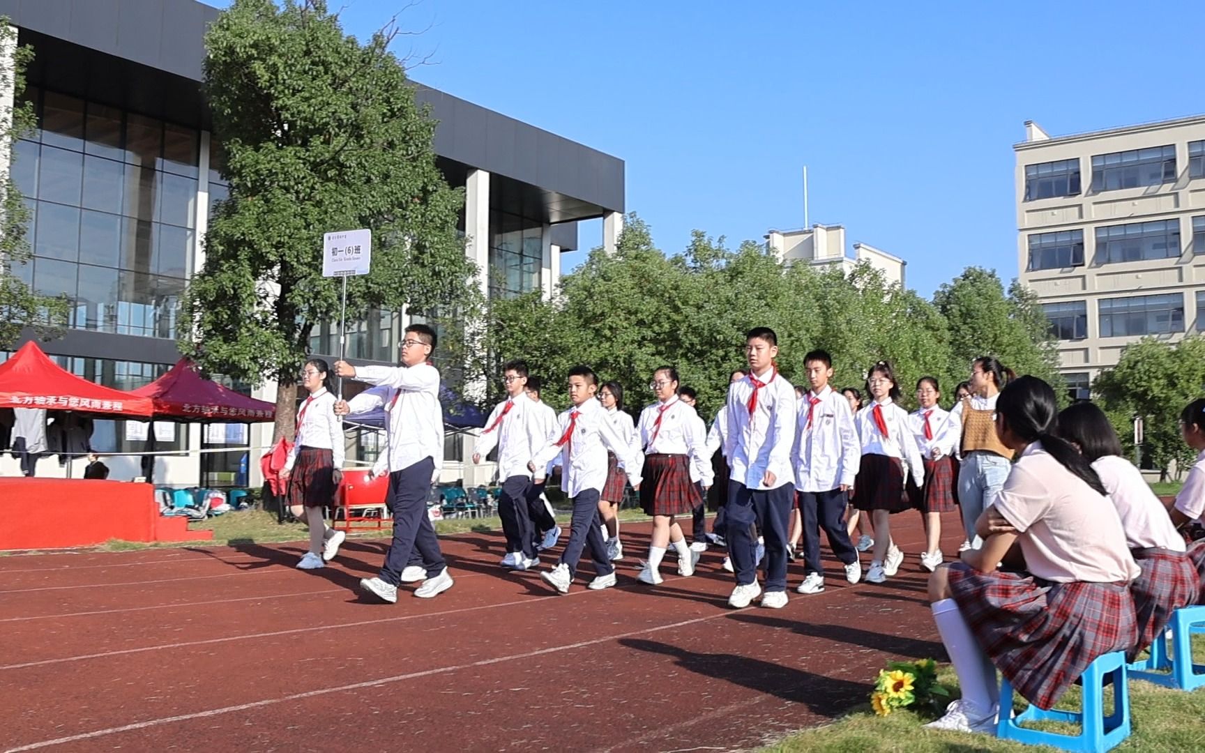 育澜中学2023秋季运动会706班入场式