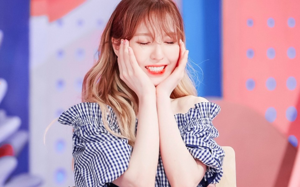 欢迎wendy回归,一起来感受下胜完舞台上的心动瞬间吧_哔哩哔哩_bili