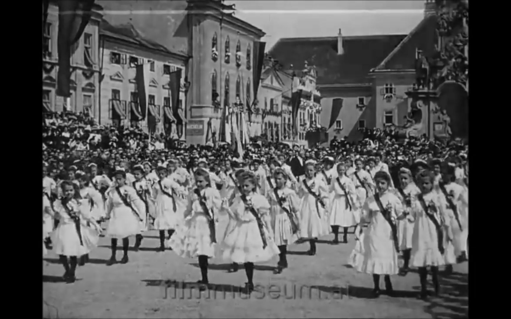 【历史影像】1910年的弗兰茨ⷮŠ约瑟夫一世影像 摄于维也纳哔哩哔哩bilibili