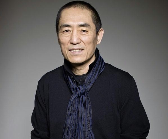 张艺谋的力作《第二十条》,热度最高,主要是赵丽颖在片子中扮演聋哑人