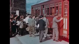 Video herunterladen: 【历史影像】1945年12月 日本战后的街头