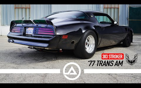 1977年庞蒂亚克火鸟 trans am _smokey and the bandit直线加速改装车