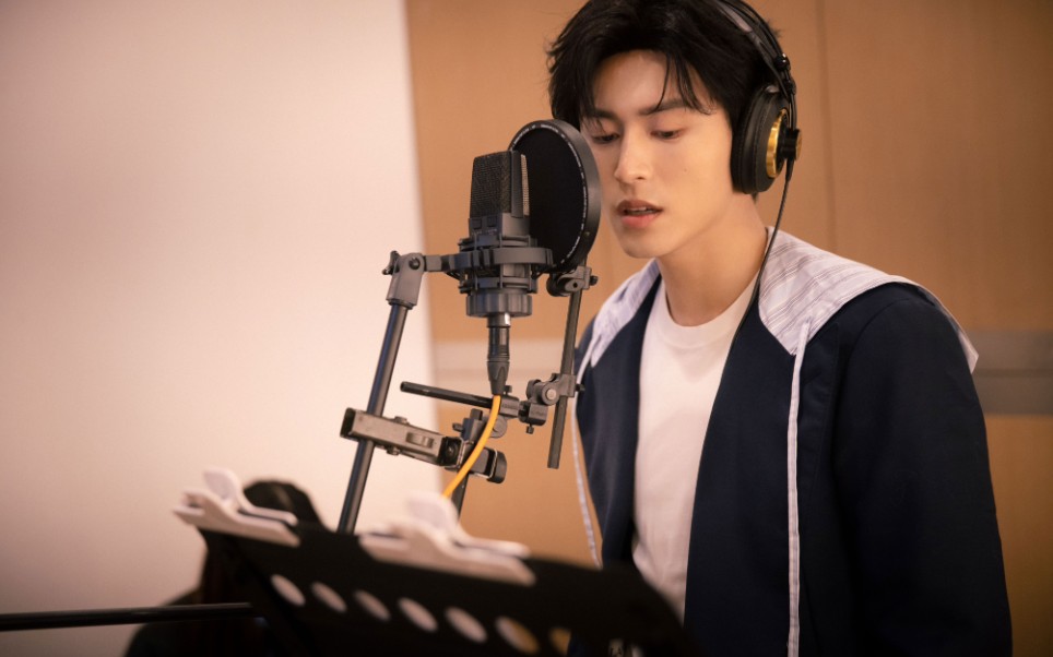 【张哲瀚】采访中的清唱合集_哔哩哔哩 (゜-゜)つロ 干杯~-bilibili