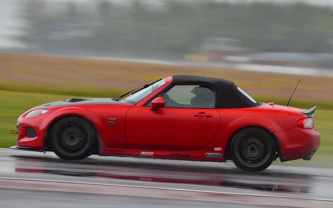 跑得飞快的小萌神马自达mx5nc